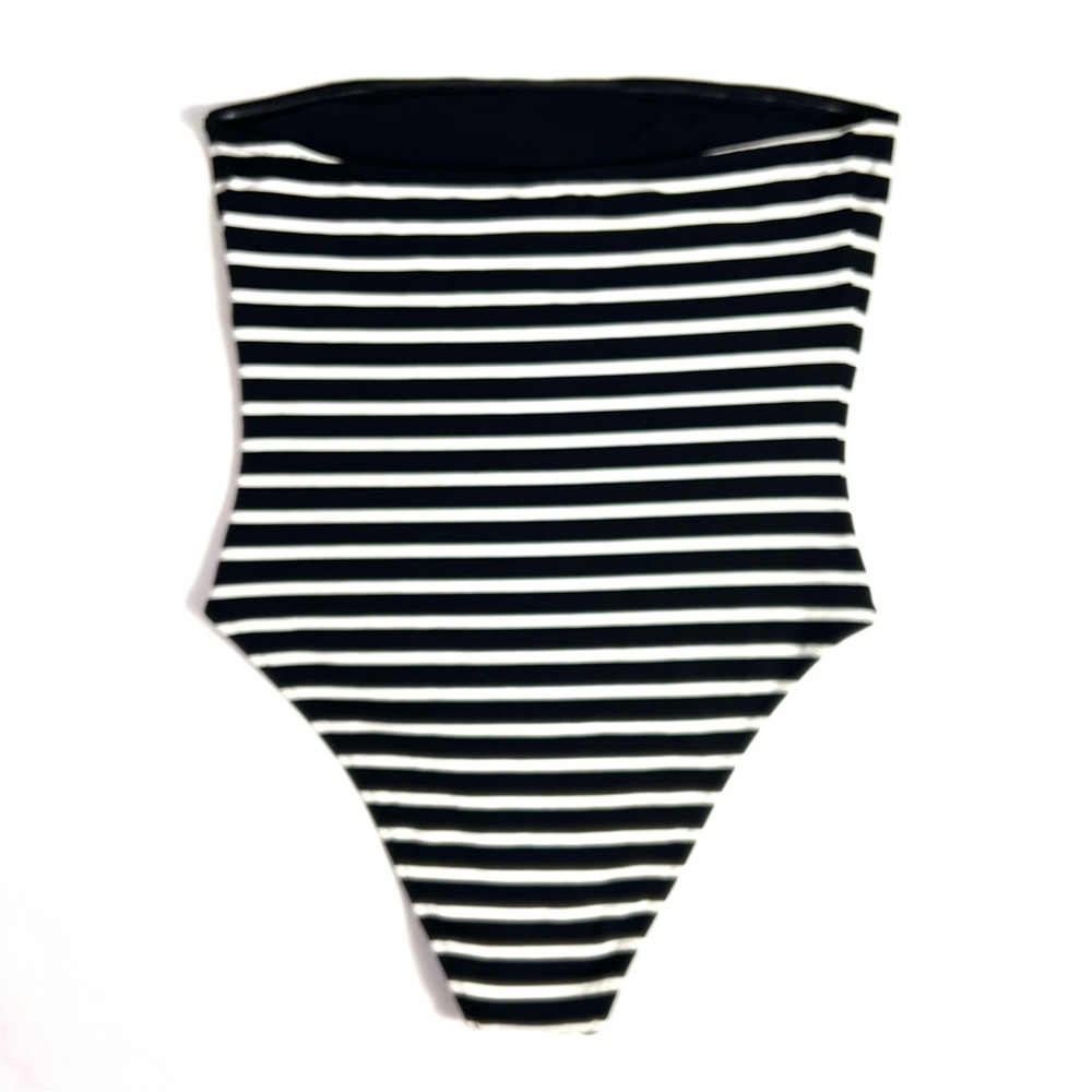 Solid & Striped Strapless One-Piece Striped Swims… - image 5